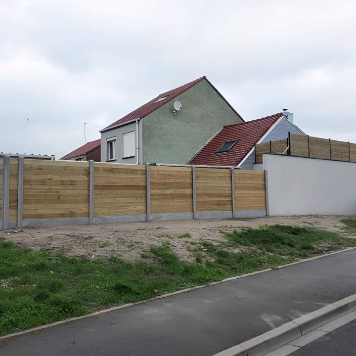 Maison et clôture Gravelines